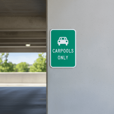 (sym) Carpools Only